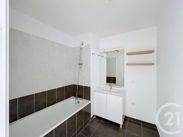 Appartement F3 &agrave; vendre - 3 pi&egrave;ces - 56,68 m2 - Savigny Le Temple - 77 - ILE-DE-FRANCE