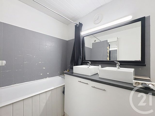 Appartement F5 &agrave; vendre - 5 pi&egrave;ces - 96,57 m2 - Nandy - 77 - ILE-DE-FRANCE