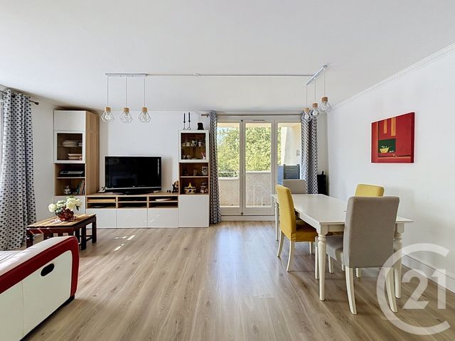 Appartement F4 à vendre COMBS LA VILLE