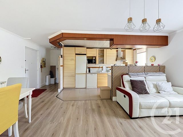 Appartement F4 &agrave; vendre - 4 pi&egrave;ces - 79,57 m2 - Combs La Ville - 77 - ILE-DE-FRANCE