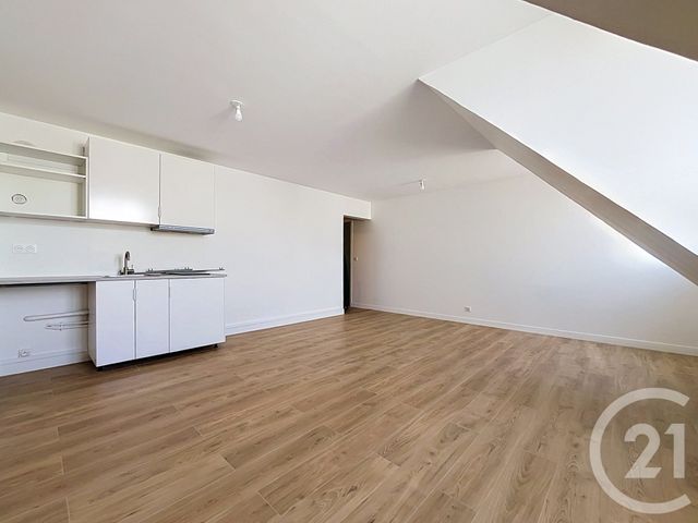 Appartement F1 &agrave; louer - 1 pi&egrave;ce - 31,18 m2 - Melun - 77 - ILE-DE-FRANCE