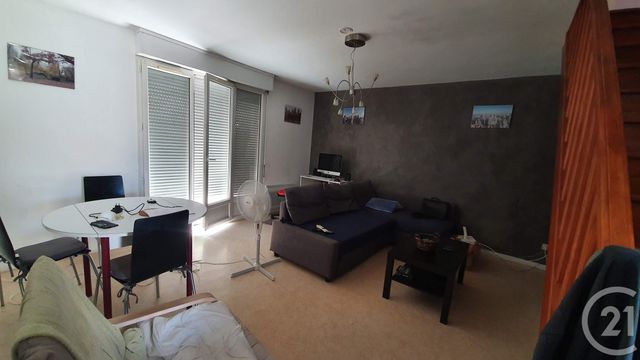 Maison &agrave; louer - 3 pi&egrave;ces - 66,12 m2 - Mormant - 77 - ILE-DE-FRANCE
