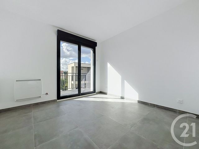 Appartement T2 &agrave; louer - 2 pi&egrave;ces - 42,15 m2 - Vert St Denis - 77 - ILE-DE-FRANCE