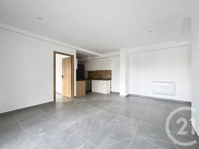Appartement T3 &agrave; louer - 3 pi&egrave;ces - 58,46 m2 - Vert St Denis - 77 - ILE-DE-FRANCE