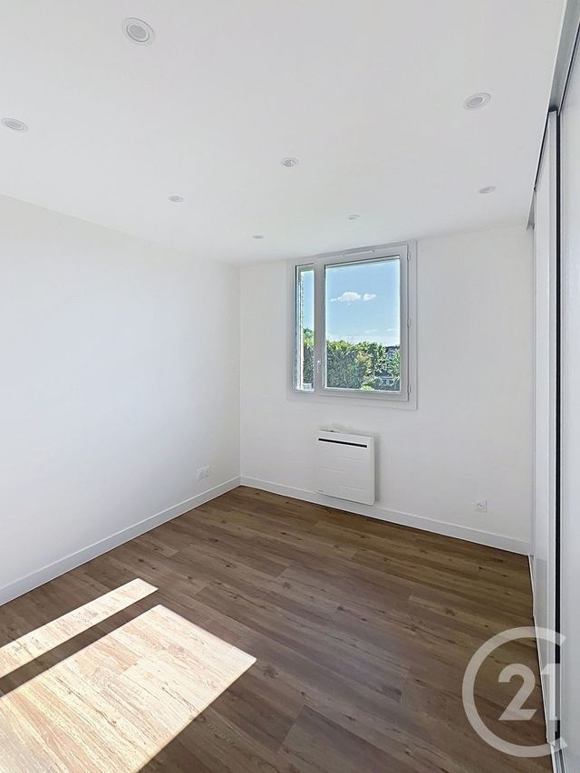Appartement F4 &agrave; vendre - 4 pi&egrave;ces - 82,48 m2 - Savigny Le Temple - 77 - ILE-DE-FRANCE
