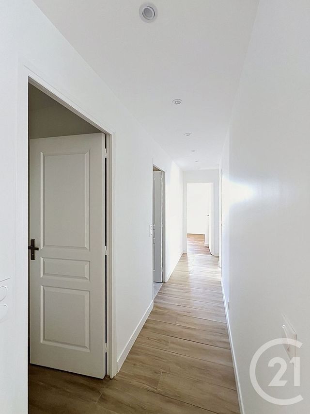 Appartement F4 &agrave; vendre - 4 pi&egrave;ces - 82,48 m2 - Savigny Le Temple - 77 - ILE-DE-FRANCE