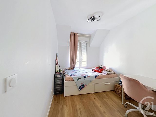 Maison &agrave; vendre - 5 pi&egrave;ces - 86,99 m2 - Combs La Ville - 77 - ILE-DE-FRANCE
