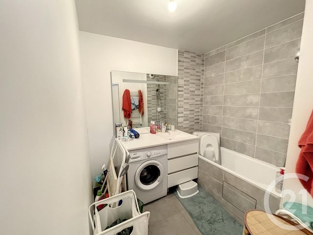 Appartement T2 &agrave; louer - 3 pi&egrave;ces - 60,92 m2 - Cesson - 77 - ILE-DE-FRANCE