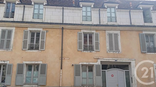 Afficher la photo en grand Appartement F3 à vendre - 3 pièces - 82,20 m2 - Auxerre - 89 - BOURGOGNE