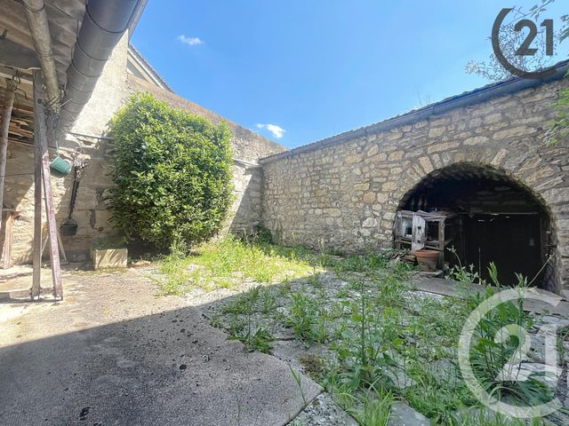Afficher la photo en grand Maison à vendre - 5 pièces - 110,25 m2 - St Bris Le Vineux - 89 - BOURGOGNE