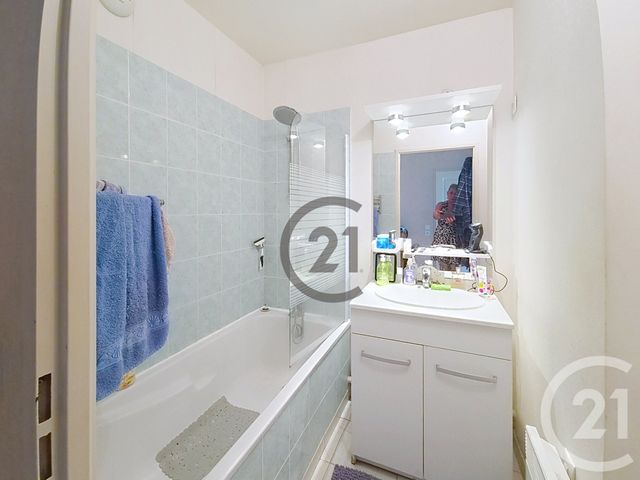 Appartement F3 &agrave; vendre - 3 pi&egrave;ces - 66,73 m2 - St Georges Sur Baulche - 89 - BOURGOGNE
