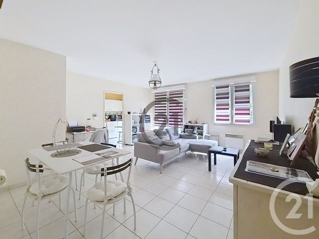 Appartement F3 &agrave; vendre - 3 pi&egrave;ces - 66,73 m2 - St Georges Sur Baulche - 89 - BOURGOGNE