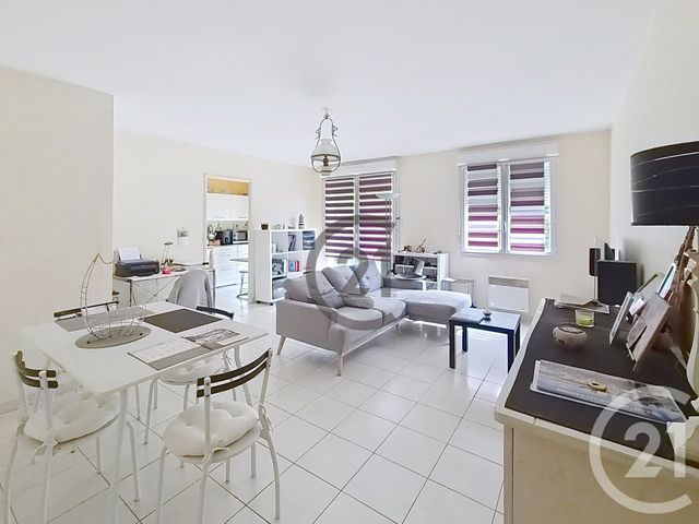 Appartement F3 &agrave; vendre - 3 pi&egrave;ces - 66,73 m2 - St Georges Sur Baulche - 89 - BOURGOGNE