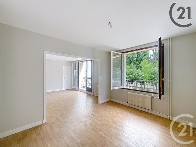 Appartement F4 à vendre - 4 pièces - 85 m2 - Auxerre - 89 - BOURGOGNE