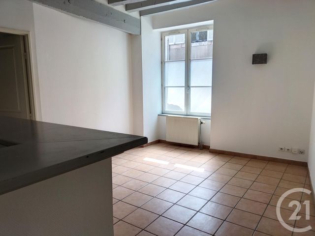 Appartement F2 à louer - 2 pièces - 38,40 m2 - Auxerre - 89 - BOURGOGNE