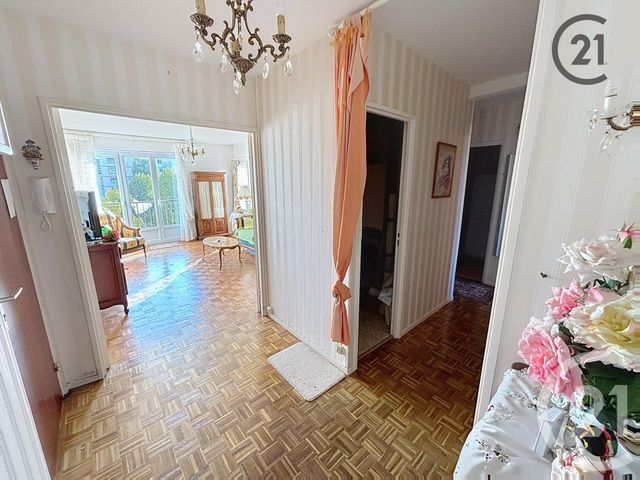 Appartement F3 à vendre - 3 pièces - 72 m2 - Auxerre - 89 - BOURGOGNE