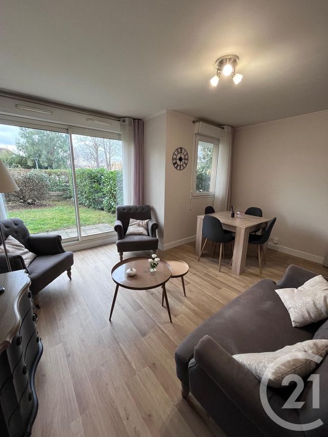 Afficher la photo en grand Appartement F2 à vendre - 2 pièces - 46,65 m2 - Auxerre - 89 - BOURGOGNE