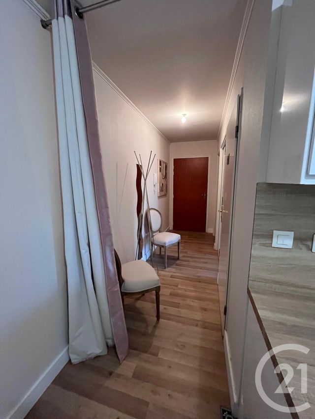 Afficher la photo en grand Appartement F2 à vendre - 2 pièces - 46,65 m2 - Auxerre - 89 - BOURGOGNE