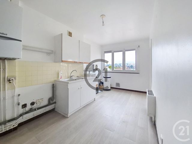 Afficher la photo en grand Appartement F4 à vendre - 4 pièces - 72,54 m2 - Auxerre - 89 - BOURGOGNE