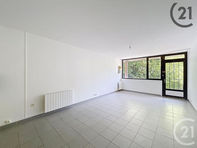 Appartement F2 à vendre - 2 pièces - 42,78 m2 - Auxerre - 89 - BOURGOGNE