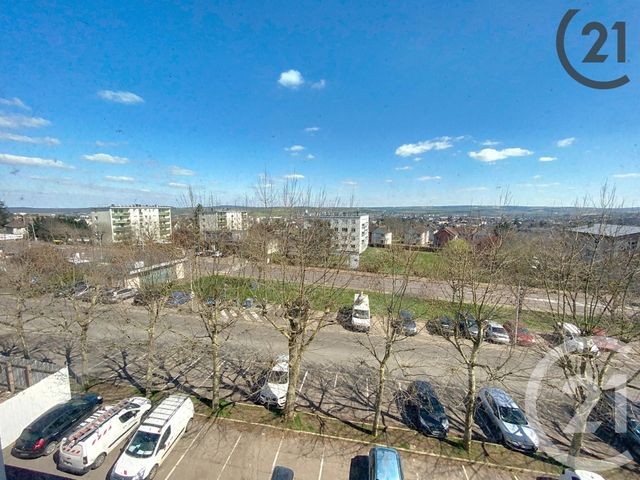 Afficher la photo en grand Appartement F4 à vendre - 4 pièces - 84,63 m2 - Auxerre - 89 - BOURGOGNE