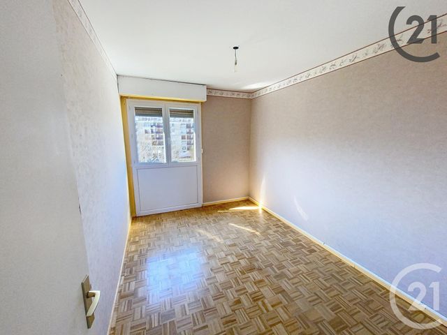 Afficher la photo en grand Appartement F4 à vendre - 4 pièces - 84,63 m2 - Auxerre - 89 - BOURGOGNE