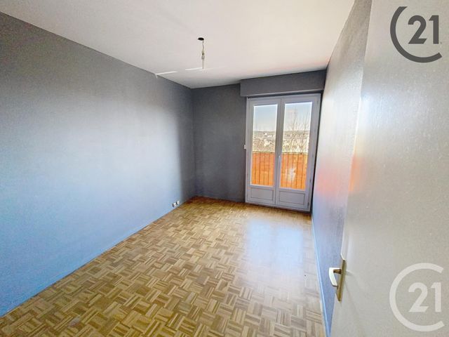 Afficher la photo en grand Appartement F4 à vendre - 4 pièces - 84,63 m2 - Auxerre - 89 - BOURGOGNE