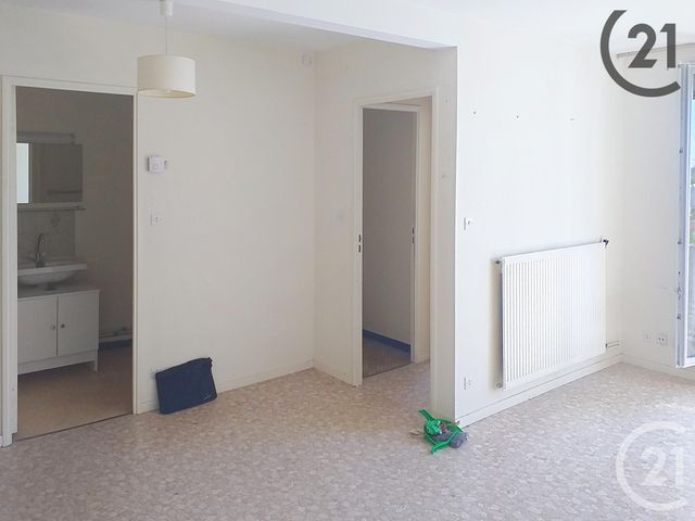 Afficher la photo en grand Appartement F1 à vendre - 1 pièce - 30,16 m2 - 89 - BOURGOGNE