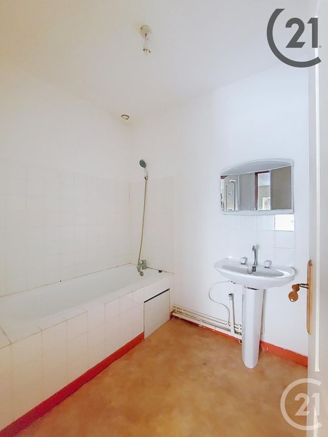 Immeuble à vendre - 367,72 m2 - Brienon Sur Armancon - 89 - BOURGOGNE