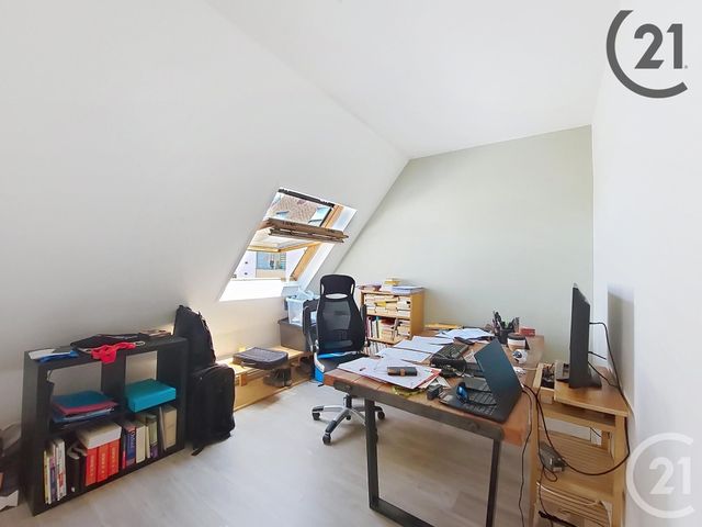 Afficher la photo en grand Appartement T4 à vendre - 4 pièces - 99,59 m2 - Auxerre - 89 - BOURGOGNE