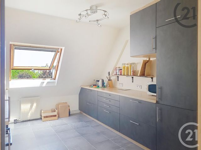 Afficher la photo en grand Appartement T4 à vendre - 4 pièces - 99,59 m2 - Auxerre - 89 - BOURGOGNE