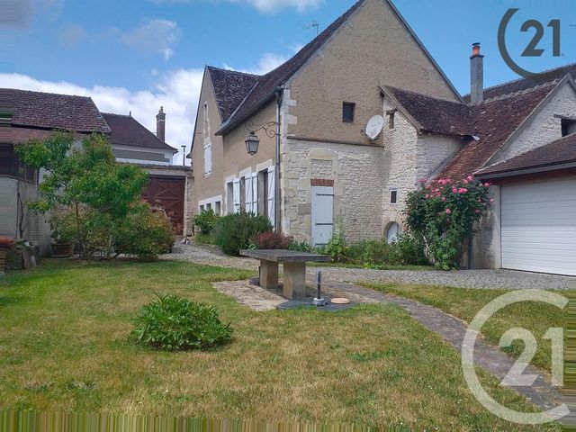 Maison à vendre - 11 pièces - 258 m2 - Bassou - 89 - BOURGOGNE