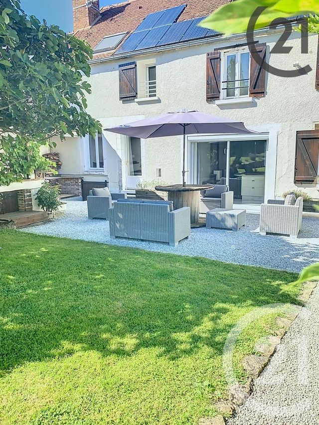 Maison à vendre - 7 pièces - 196,06 m2 - Montigny La Resle - 89 - BOURGOGNE