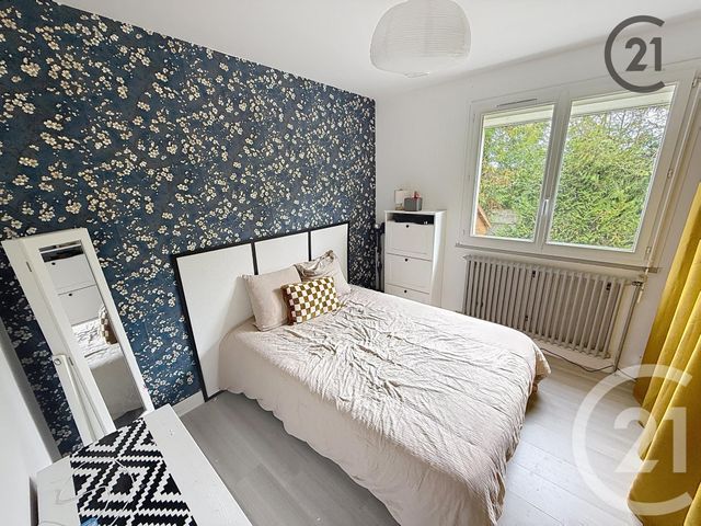 Afficher la photo en grand Maison à vendre - 6 pièces - 138,06 m2 - St Georges Sur Baulche - 89 - BOURGOGNE