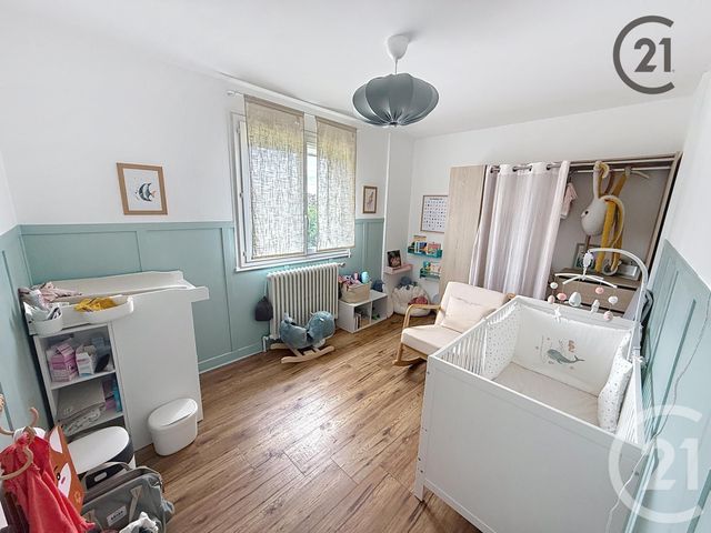 Afficher la photo en grand Maison à vendre - 6 pièces - 138,06 m2 - St Georges Sur Baulche - 89 - BOURGOGNE