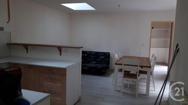 Afficher la photo en grand Appartement F2 à louer - 2 pièces - 49 m2 - St Bris Le Vineux - 89 - BOURGOGNE