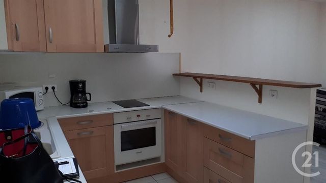Afficher la photo en grand Appartement F2 à louer - 2 pièces - 49 m2 - St Bris Le Vineux - 89 - BOURGOGNE