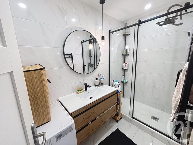 Afficher la photo en grand Appartement F5 à vendre - 5 pièces - 95 m2 - Migennes - 89 - BOURGOGNE