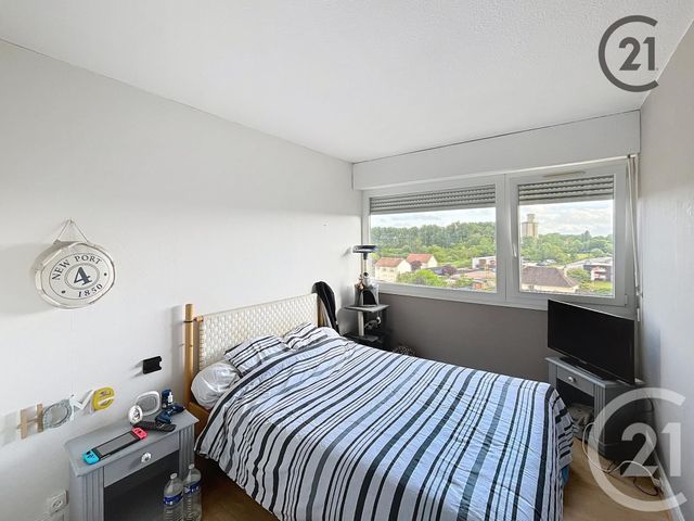 Appartement F3 à vendre - 5 pièces - 71,93 m2 - Joigny - 89 - BOURGOGNE