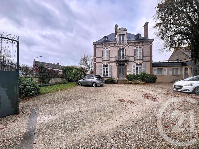 Afficher la photo en grand Immeuble à vendre - 369 m2 - Auxerre - 89 - BOURGOGNE