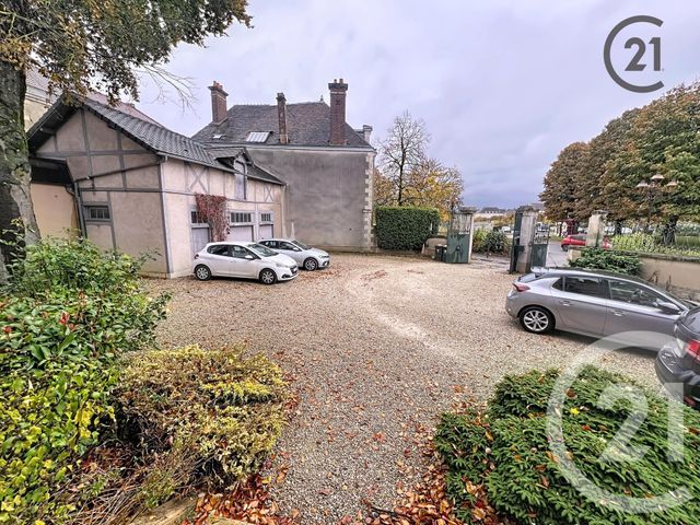 Afficher la photo en grand Immeuble à vendre - 369 m2 - Auxerre - 89 - BOURGOGNE