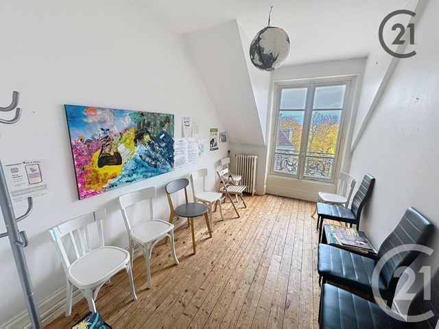 Afficher la photo en grand Immeuble à vendre - 369 m2 - Auxerre - 89 - BOURGOGNE