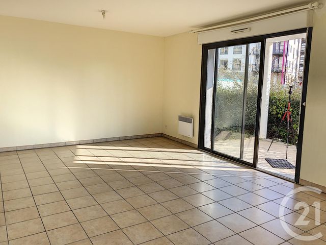 Appartement F3 à louer - 3 pièces - 79,80 m2 - Auxerre - 89 - BOURGOGNE