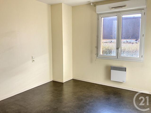 Appartement F3 à louer - 3 pièces - 79,80 m2 - Auxerre - 89 - BOURGOGNE