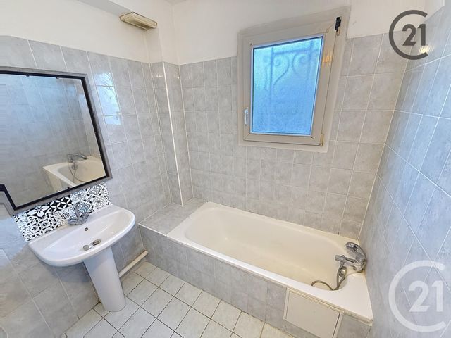 Afficher la photo en grand Maison à vendre - 6 pièces - 111,79 m2 - Chemilly Sur Yonne - 89 - BOURGOGNE