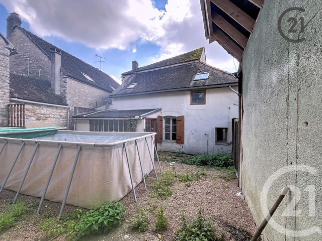 Maison à vendre - 7 pièces - 112 m2 - Germigny - 89 - BOURGOGNE