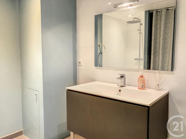 Appartement F4 à louer - 3 pièces - 89,81 m2 - Auxerre - 89 - BOURGOGNE