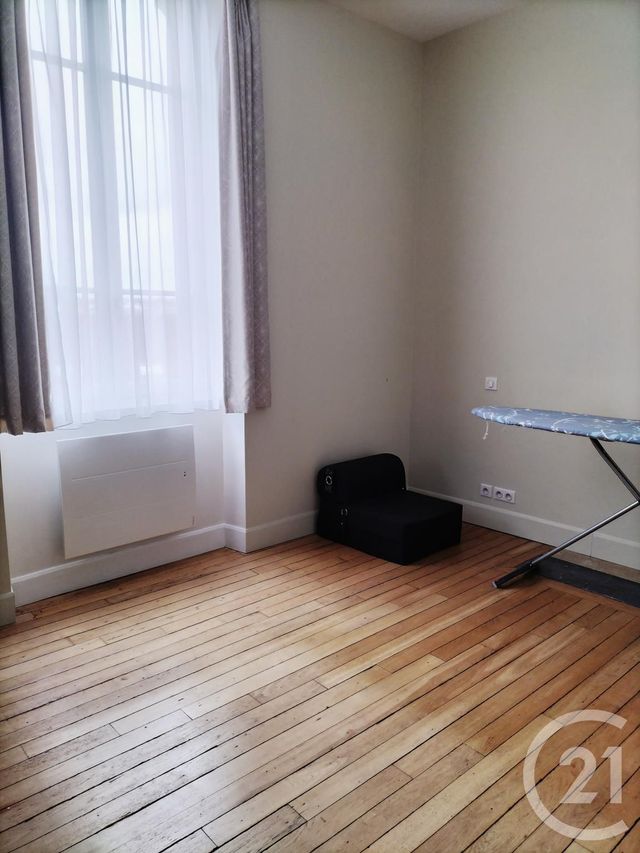 Appartement F4 à louer - 3 pièces - 89,81 m2 - Auxerre - 89 - BOURGOGNE