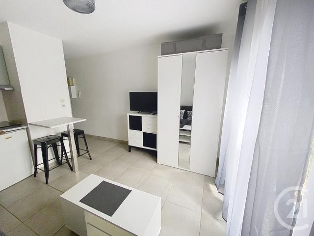 Appartement Studio à louer - 1 pièce - 17 m2 - Auxerre - 89 - BOURGOGNE