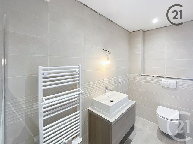 Afficher la photo en grand Maison à vendre - 5 pièces - 180 m2 - St Cyr Les Colons - 89 - BOURGOGNE